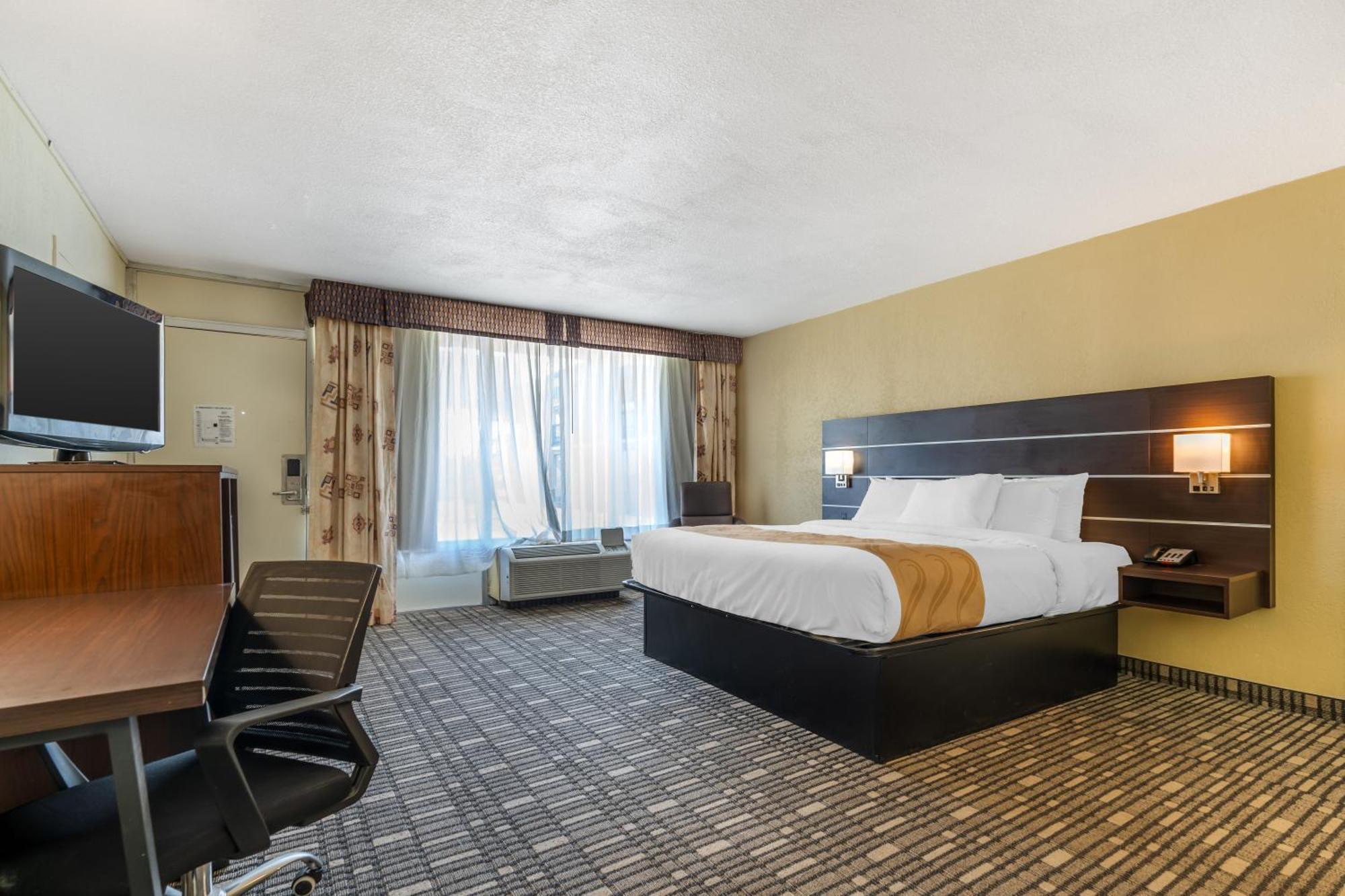 טוקומקארי Quality Inn מראה חיצוני תמונה