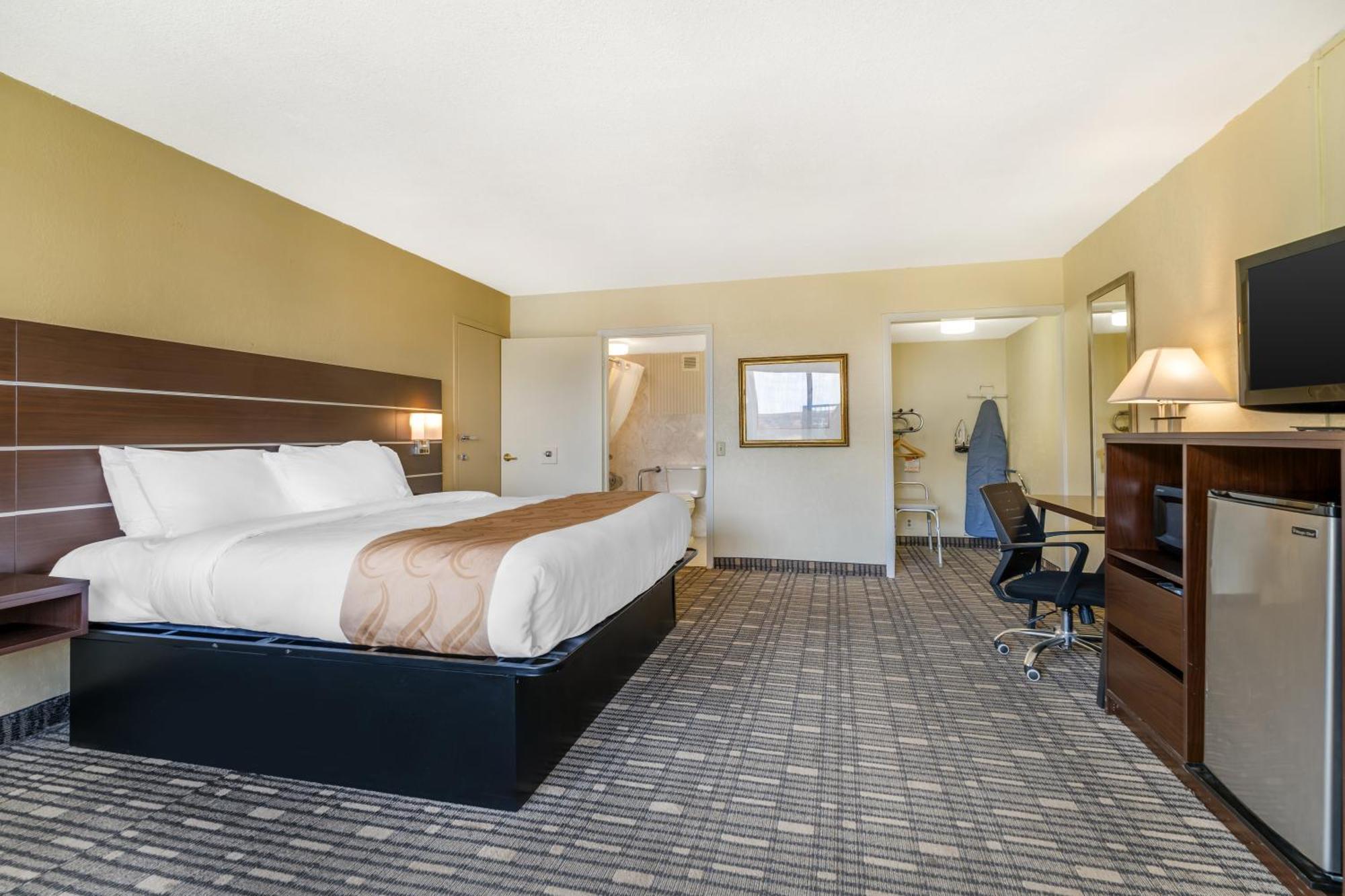 טוקומקארי Quality Inn מראה חיצוני תמונה