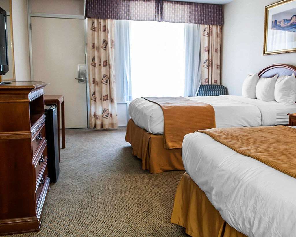 טוקומקארי Quality Inn חדר תמונה